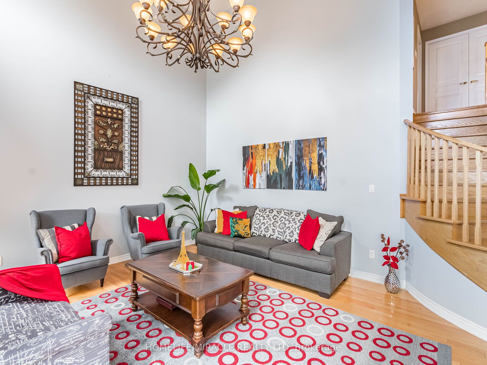 25 Maverick Cres