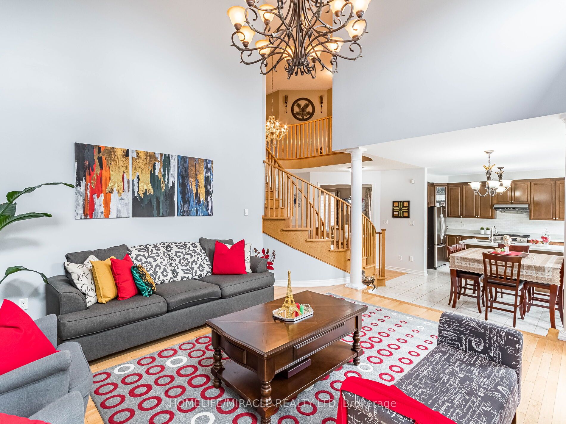 25 Maverick Cres