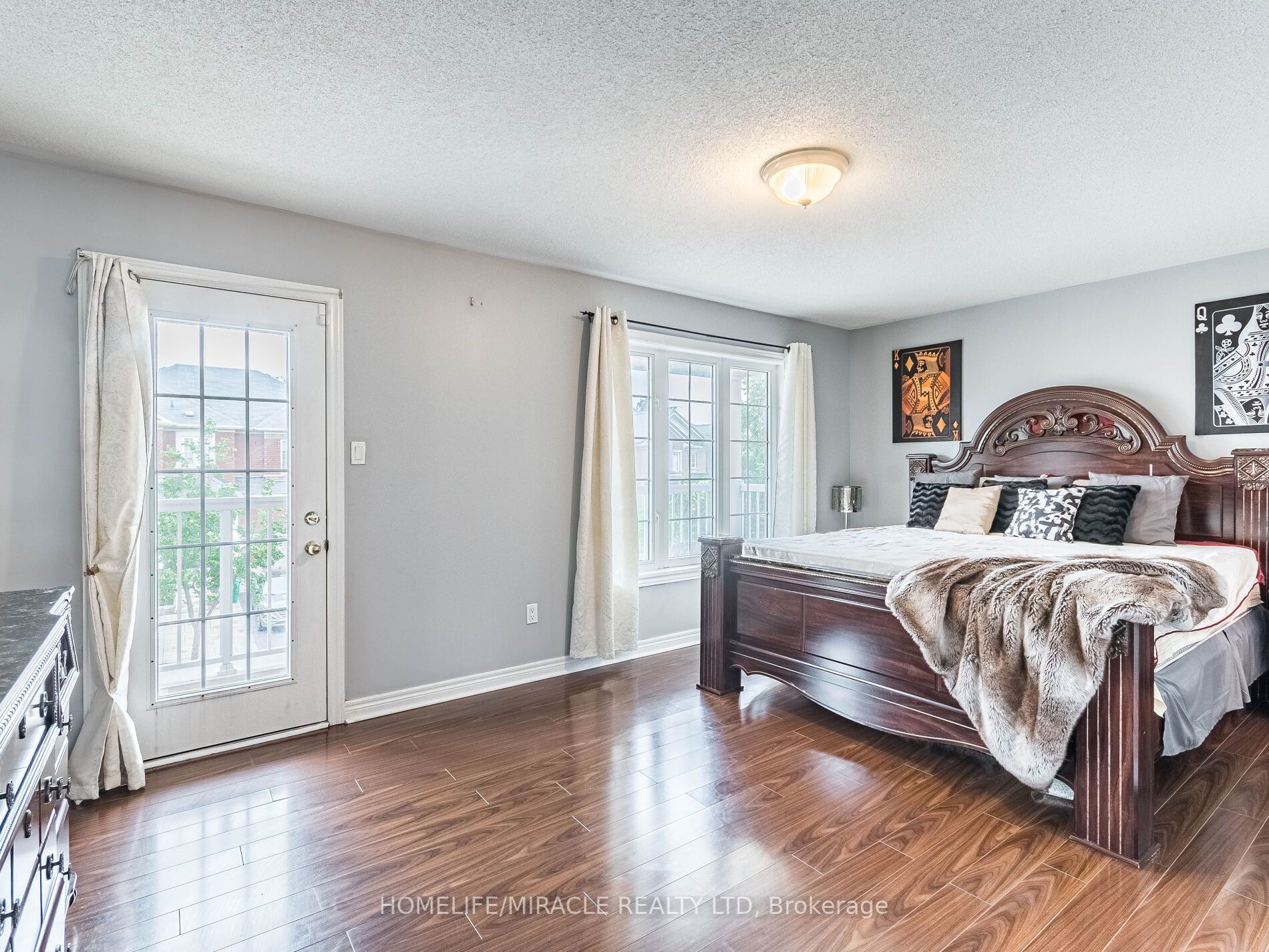 25 Maverick Cres