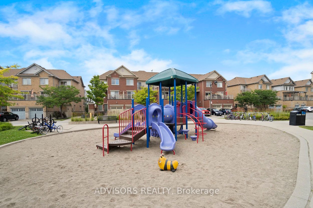 5625 Oscar Peterson Boulevard, #1