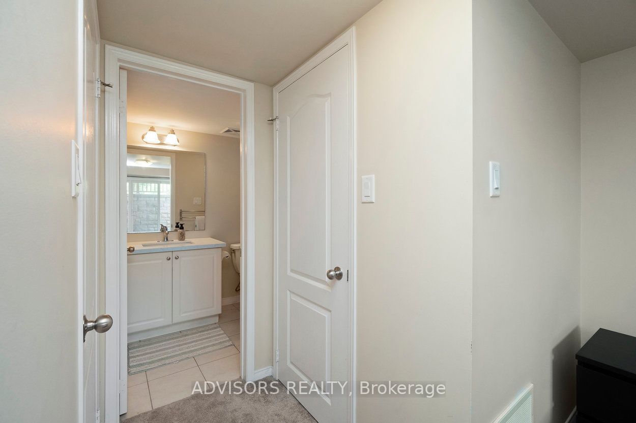 5625 Oscar Peterson Boulevard, #1