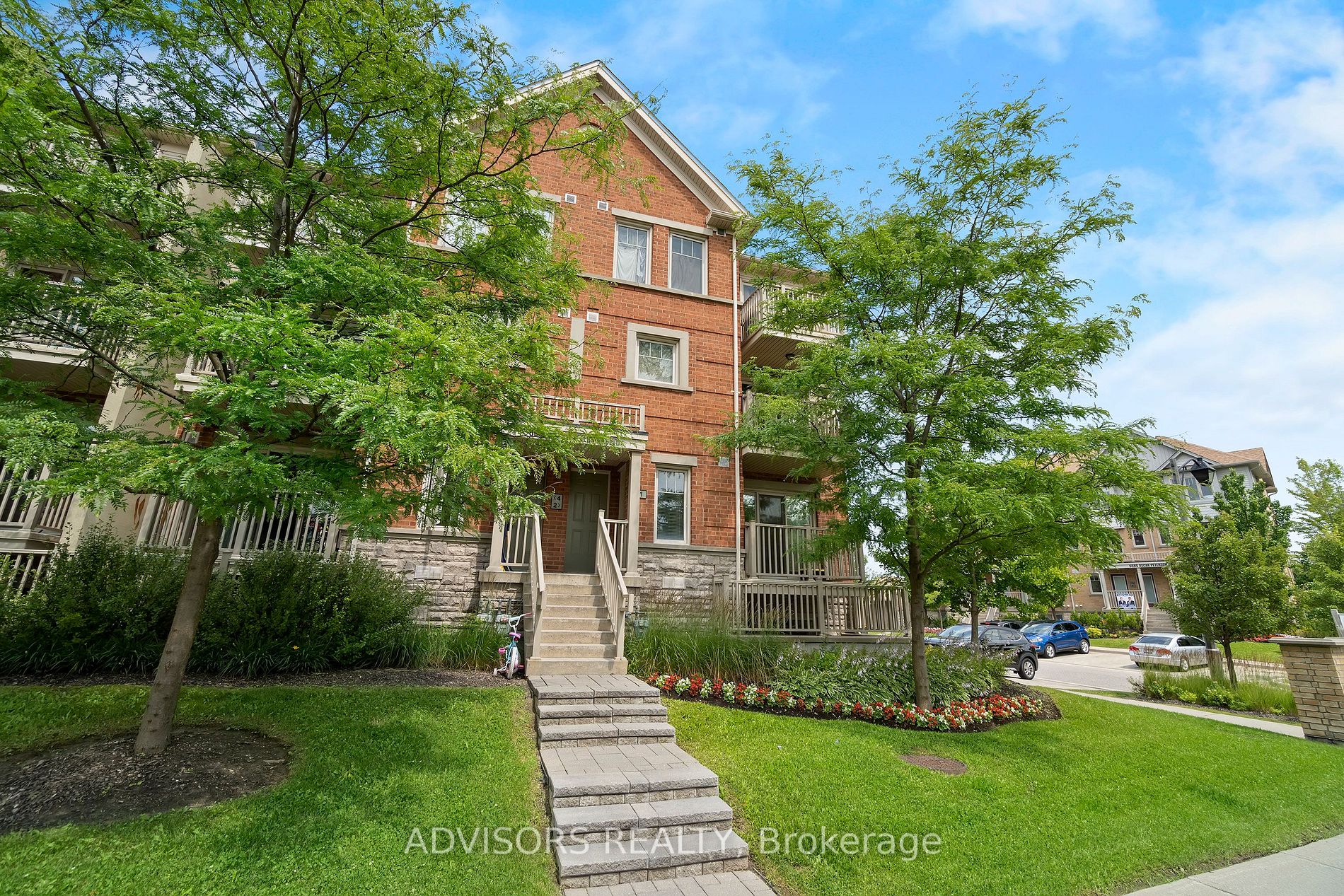 5625 Oscar Peterson Boulevard, #1