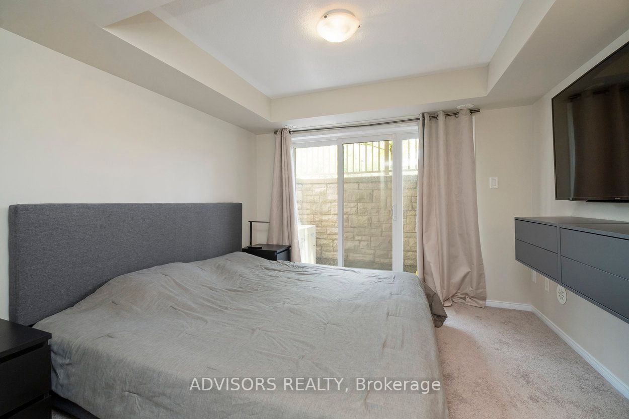 5625 Oscar Peterson Boulevard, #1