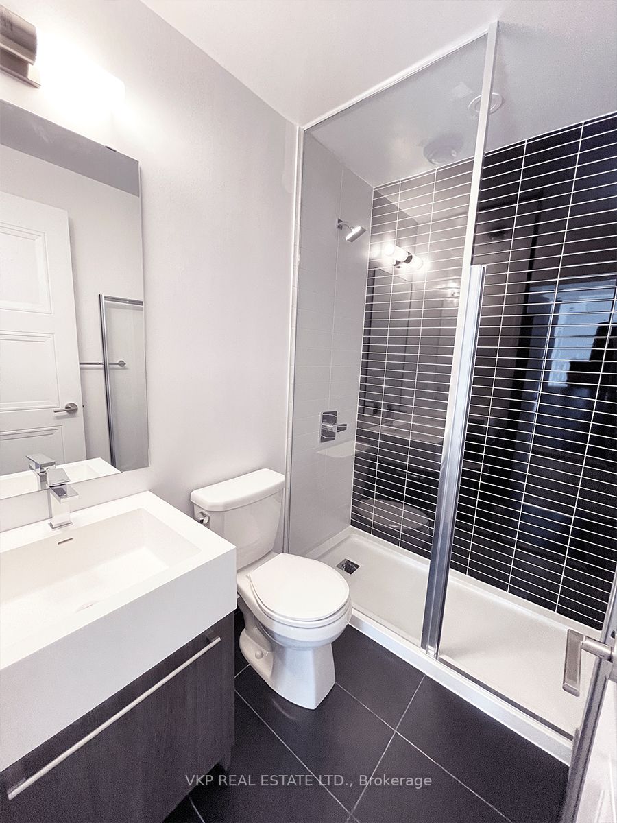 25 Neighbourhood Lane, #303