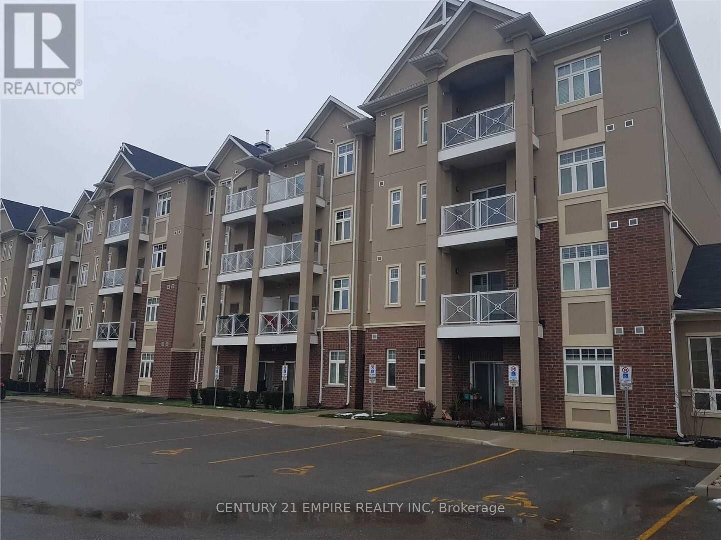 1360 Costigan Rd, #101