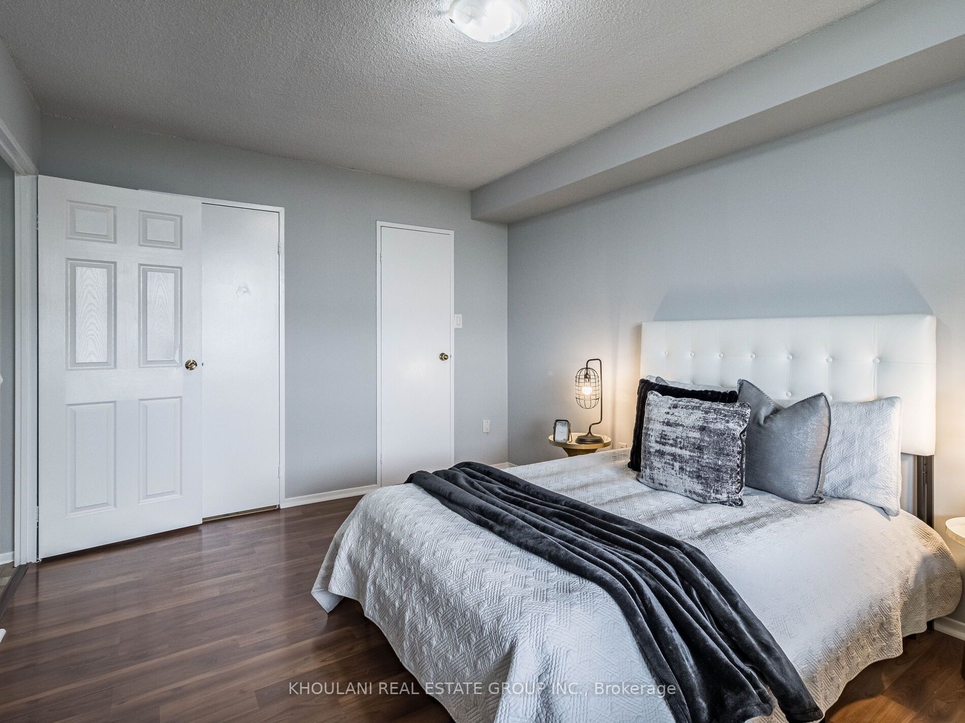 234 Albion Rd, #1412