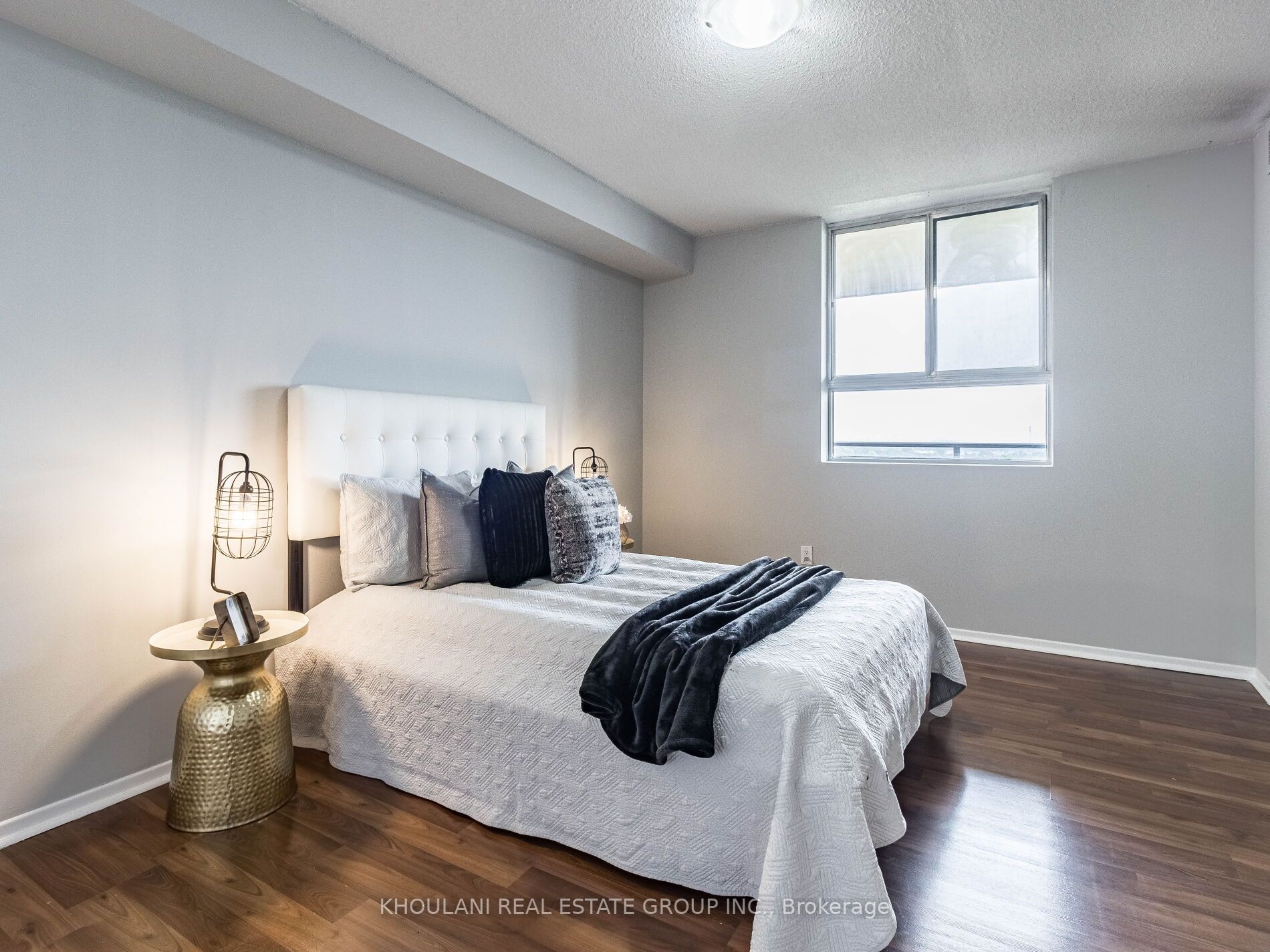 234 Albion Rd, #1412