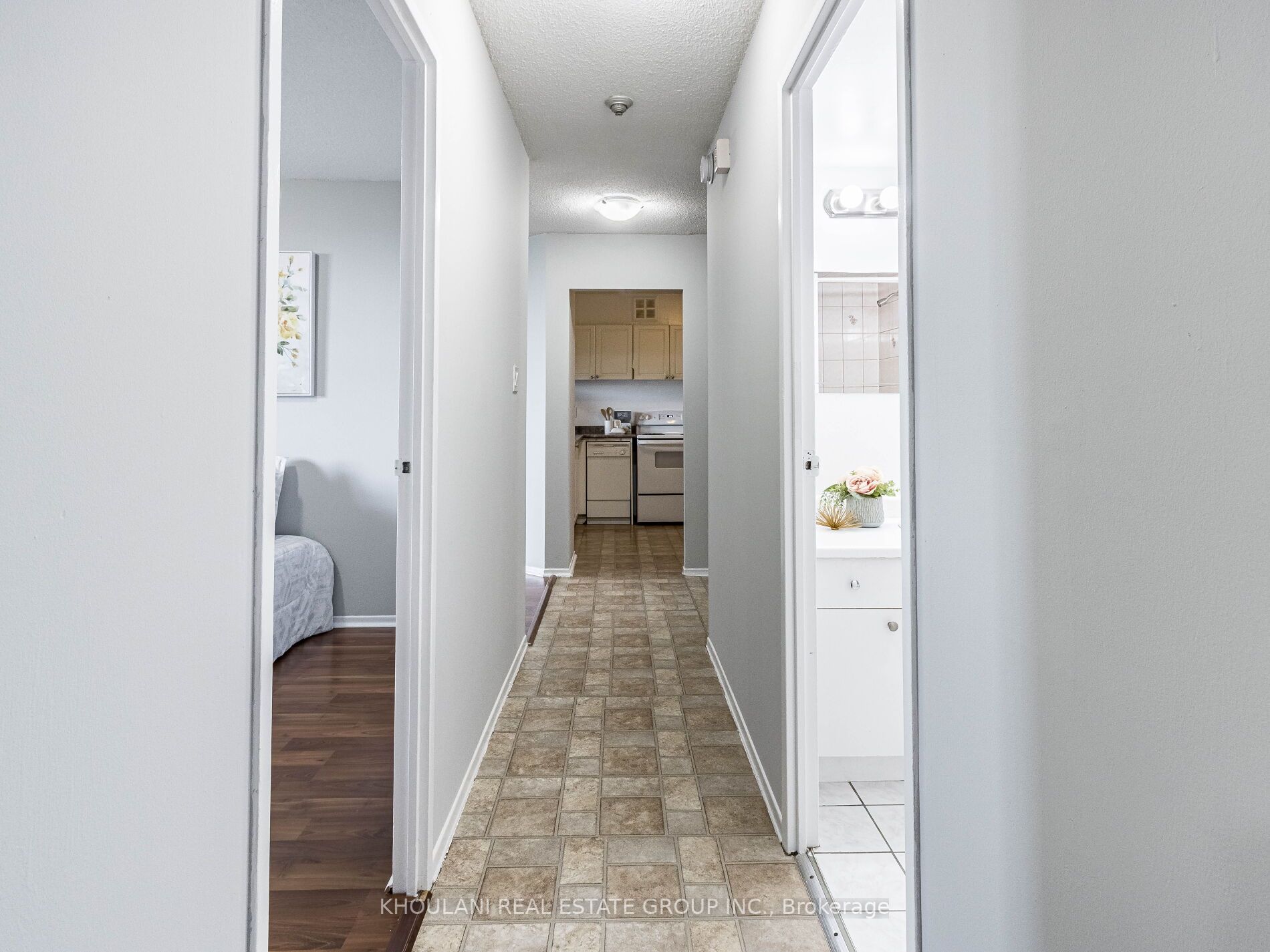234 Albion Rd, #1412