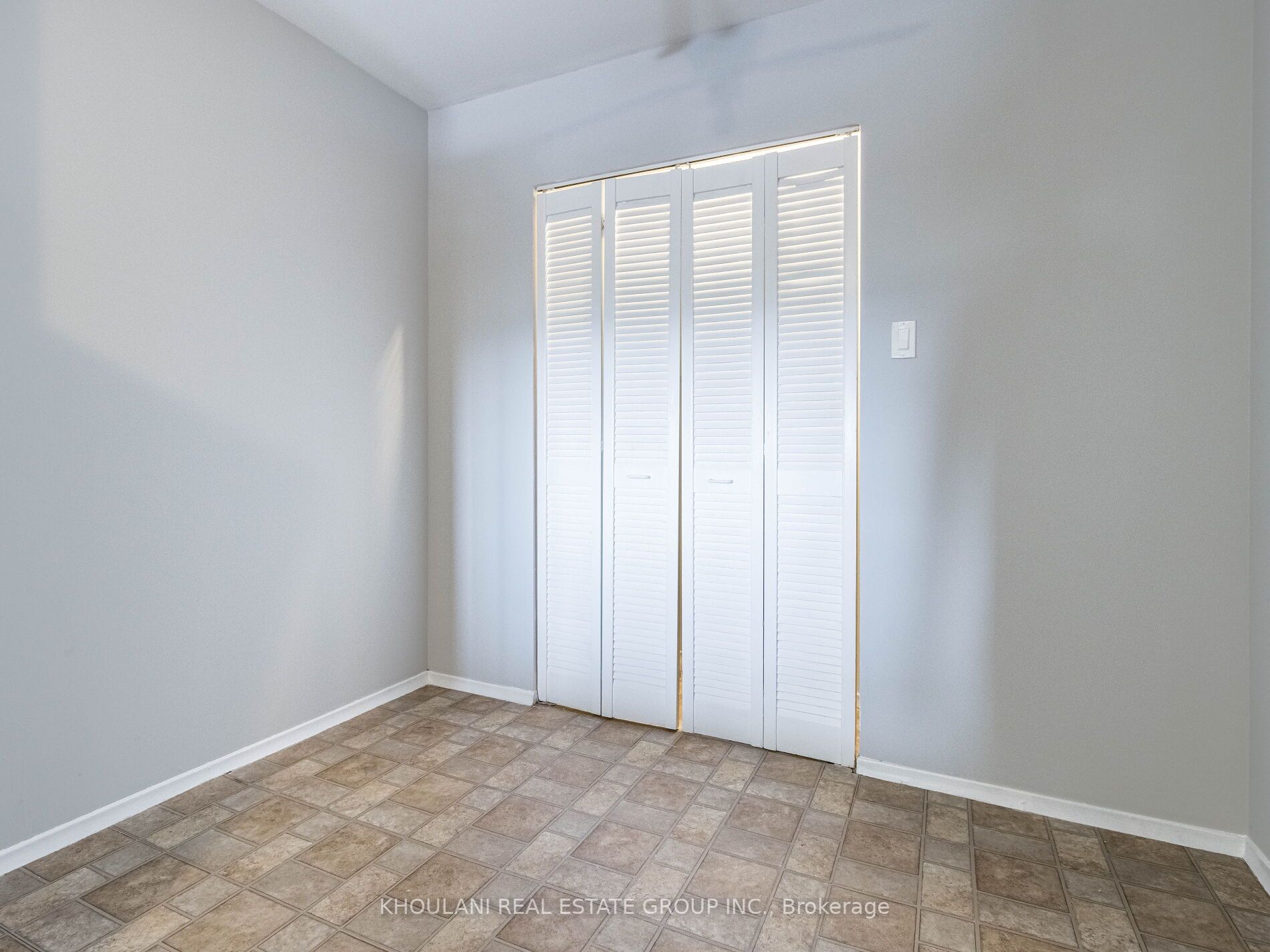 234 Albion Rd, #1412