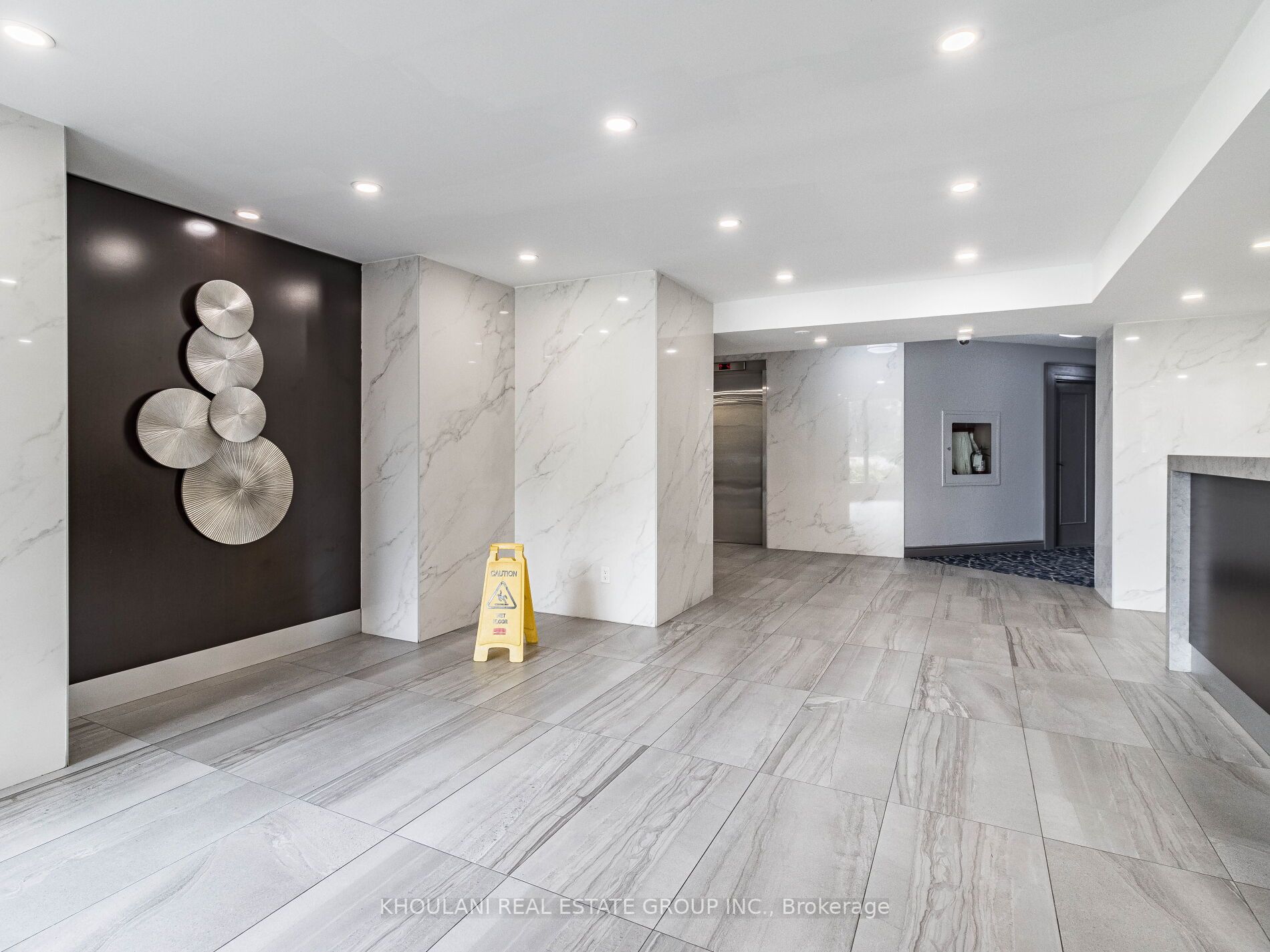 234 Albion Rd, #1412