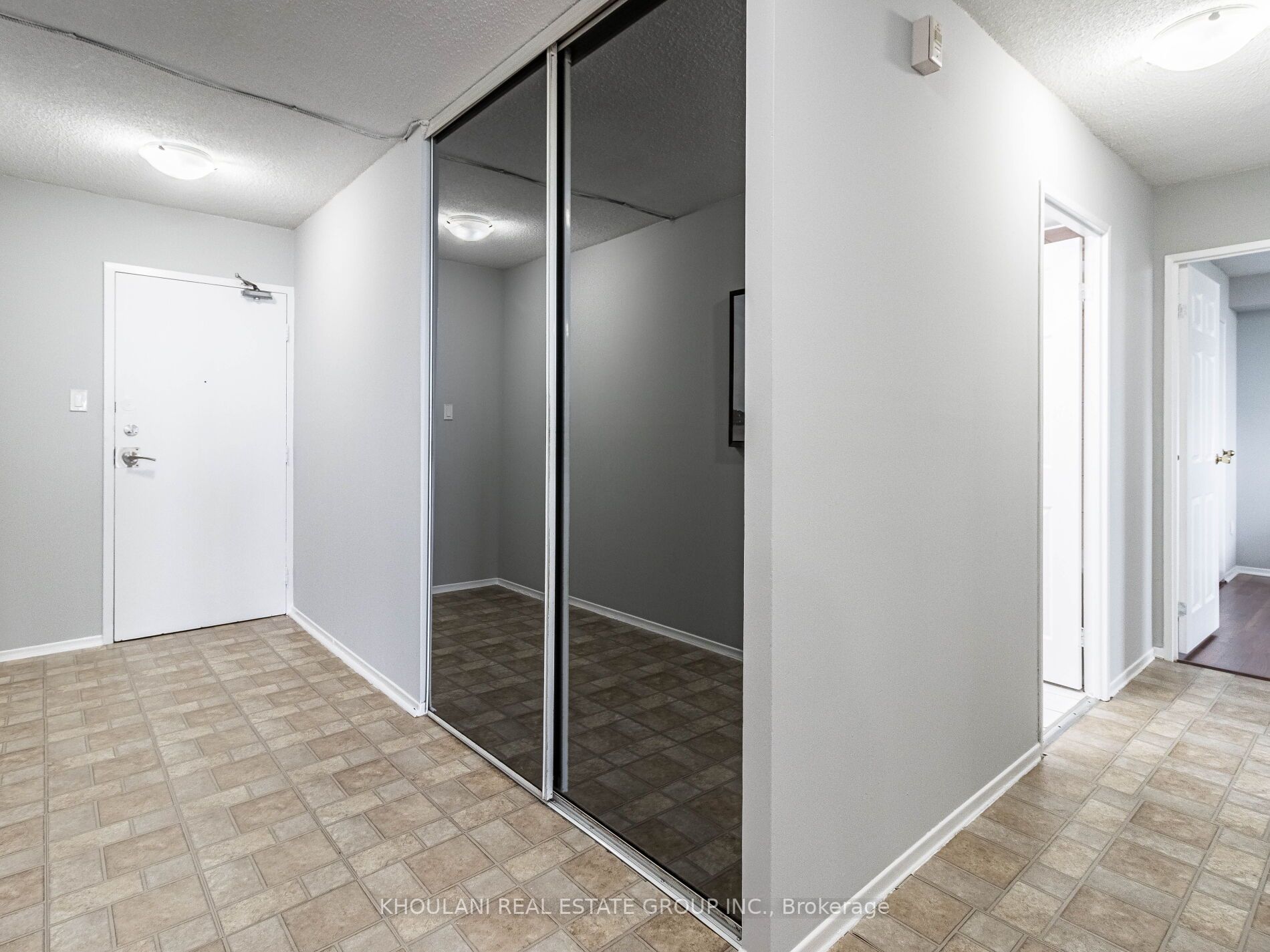 234 Albion Rd, #1412