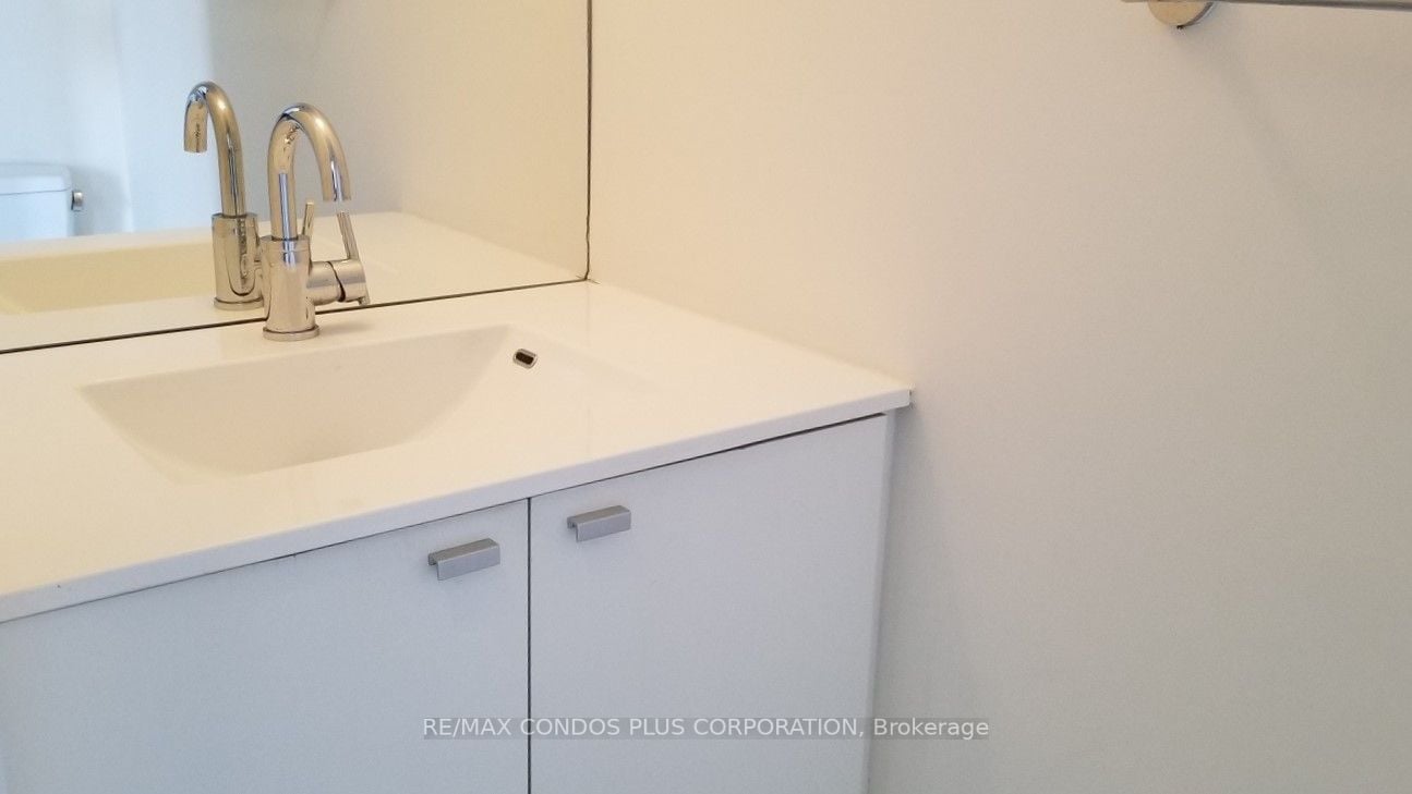 105 The Queensway Ave, #3405