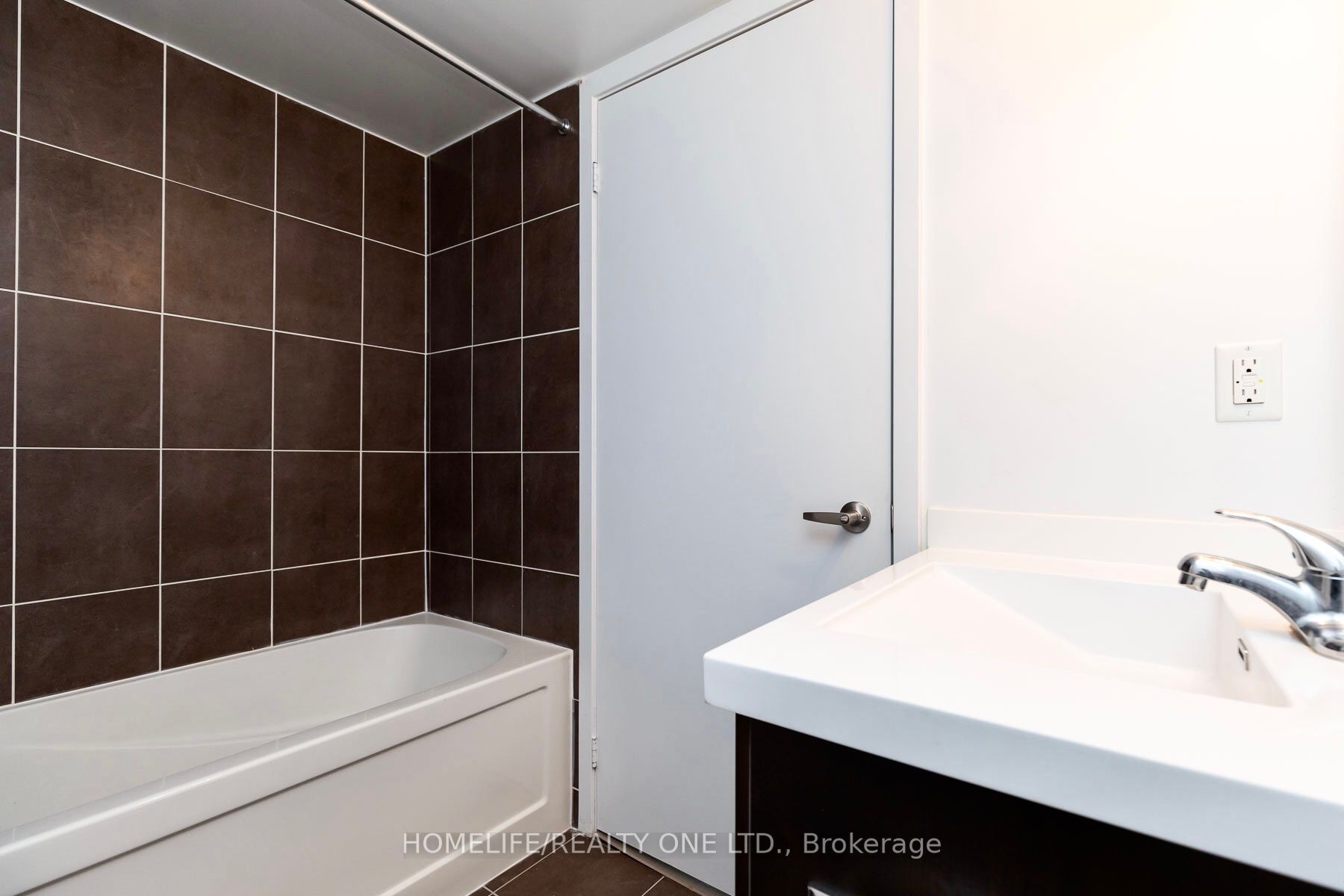 1410 Dupont St, #2505