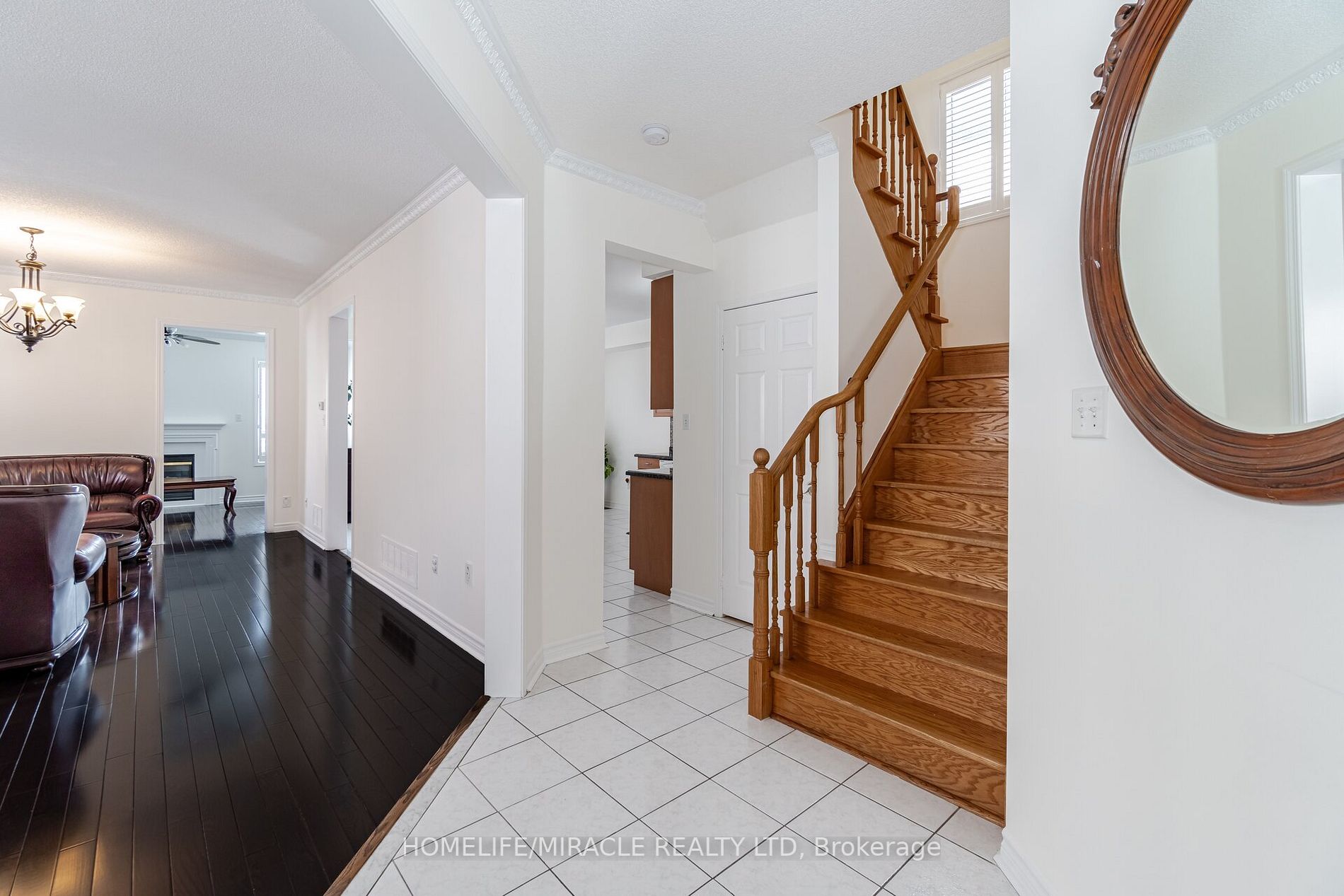 38 Mario St