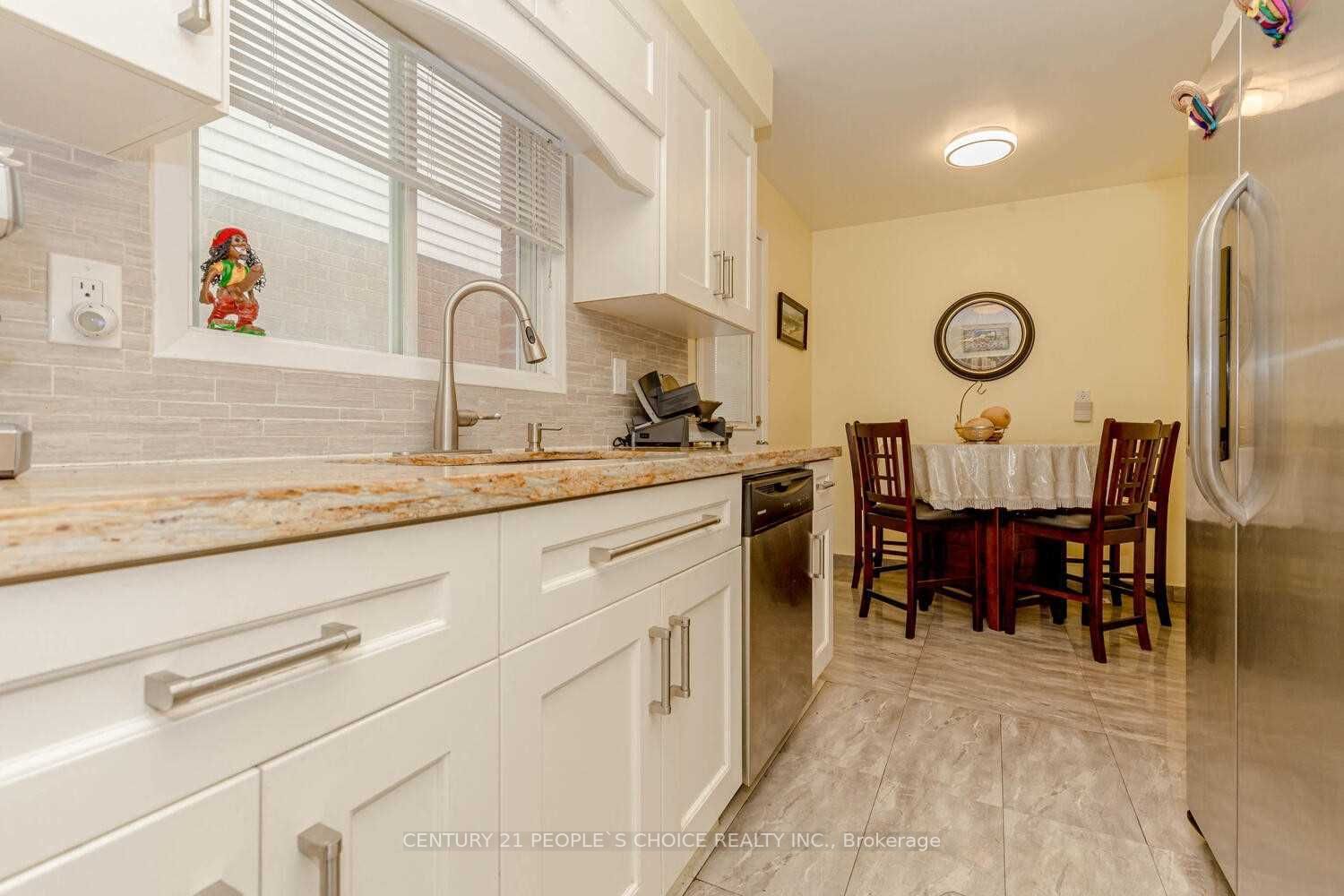 84 Stephensen Crt