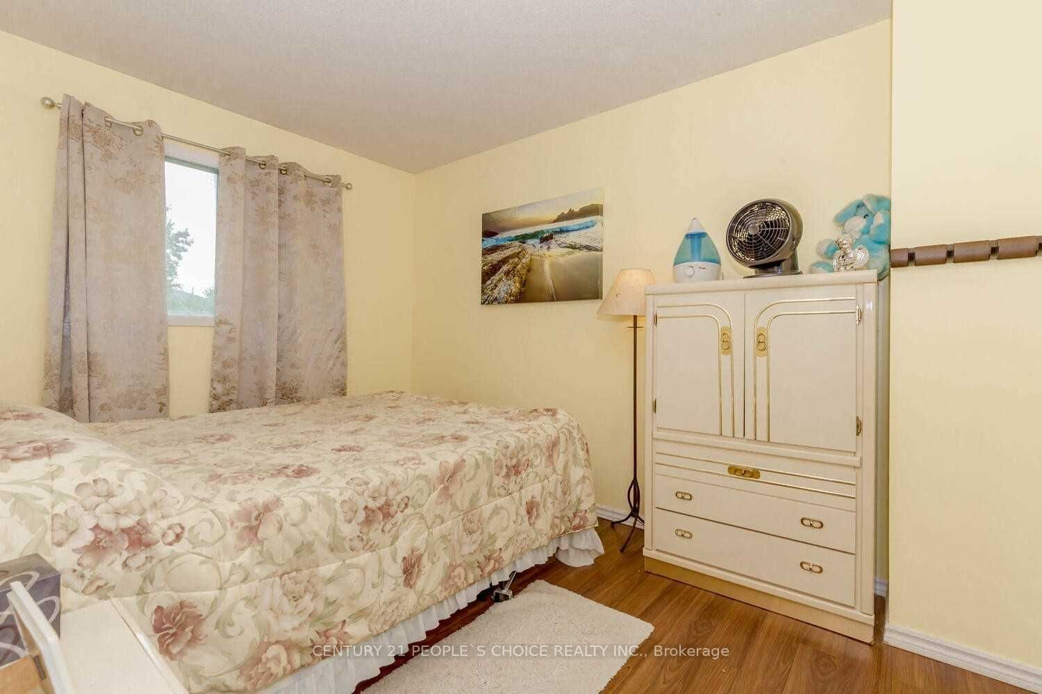 84 Stephensen Crt