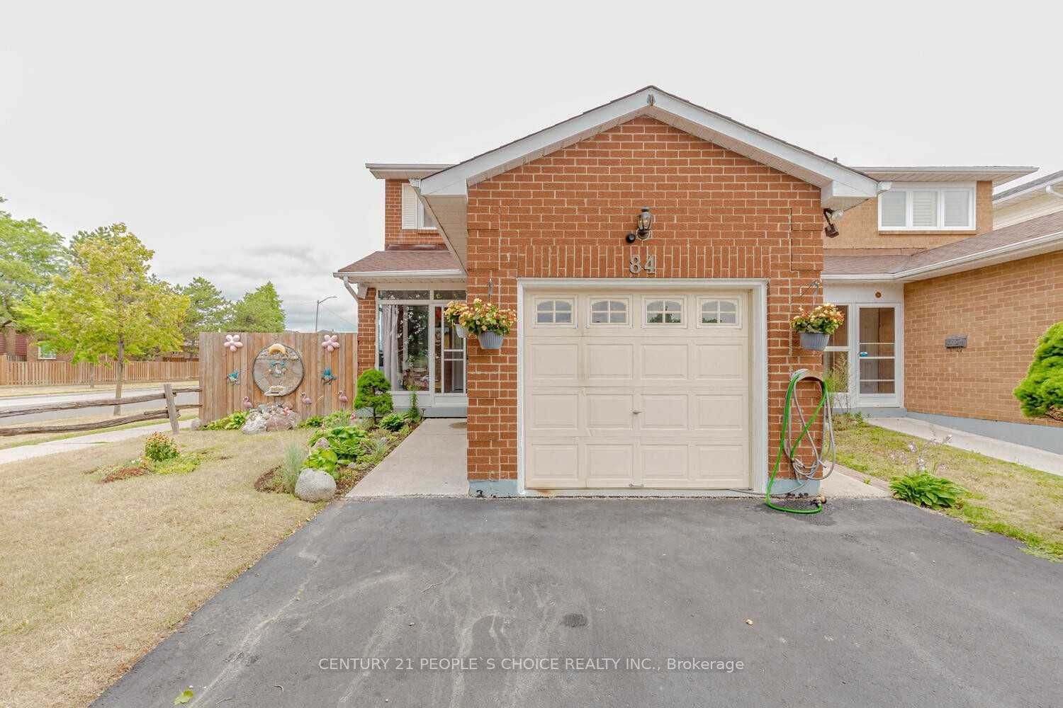 84 Stephensen Crt