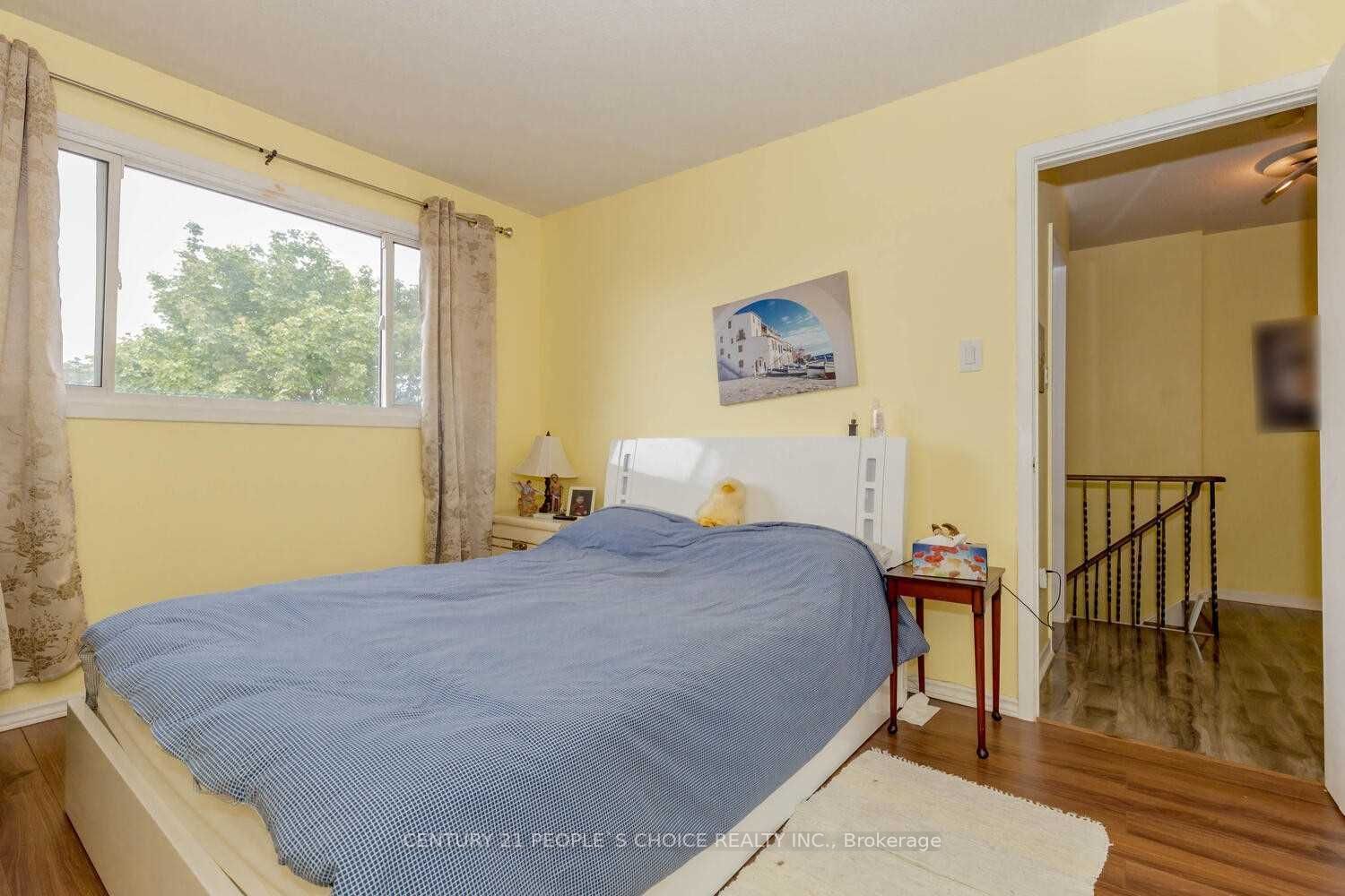 84 Stephensen Crt