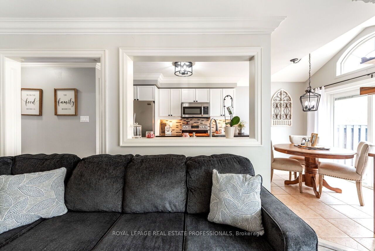 29 Woodcote Cres