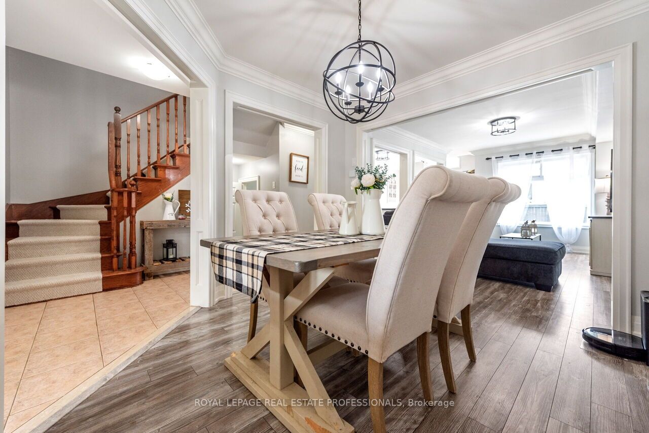29 Woodcote Cres