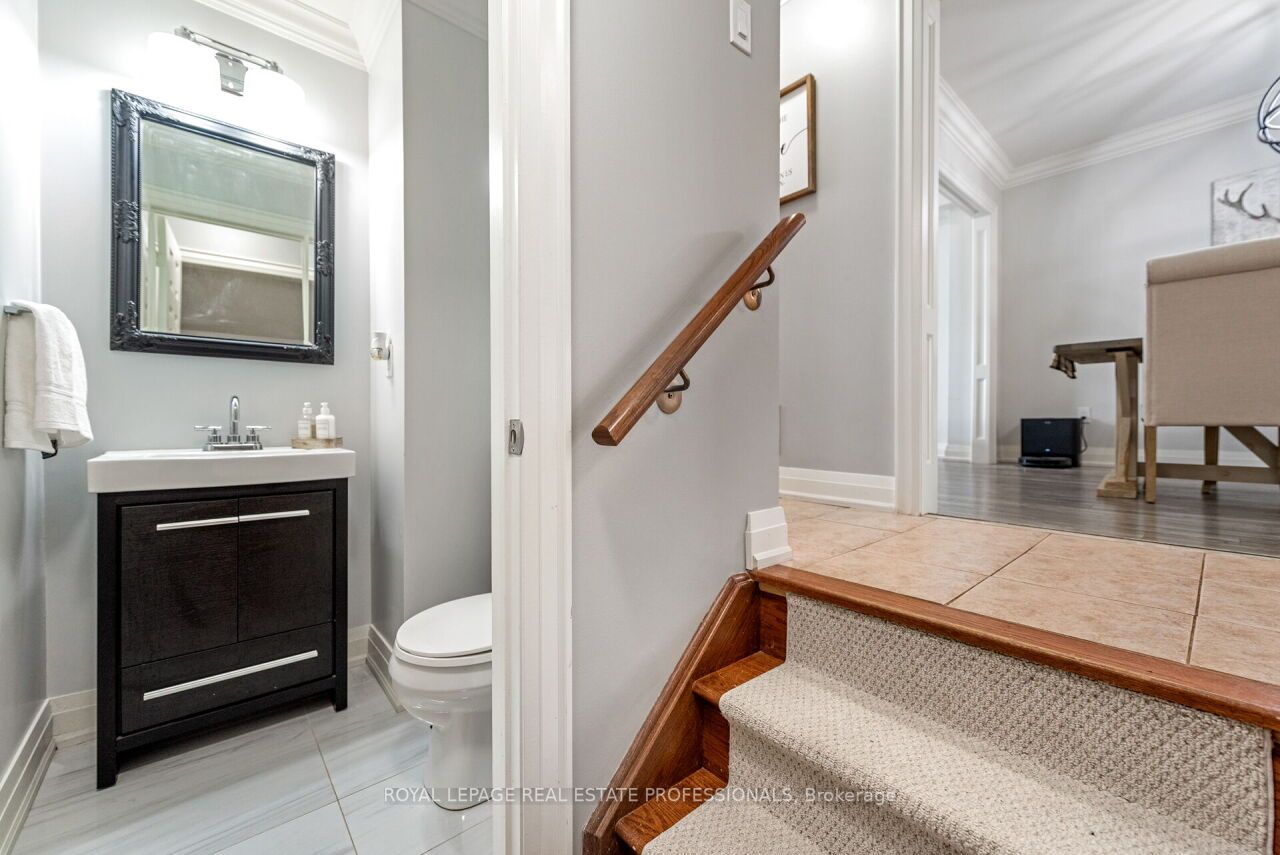 29 Woodcote Cres