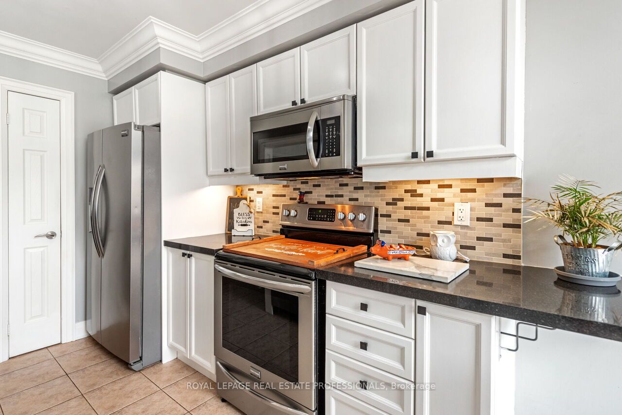 29 Woodcote Cres