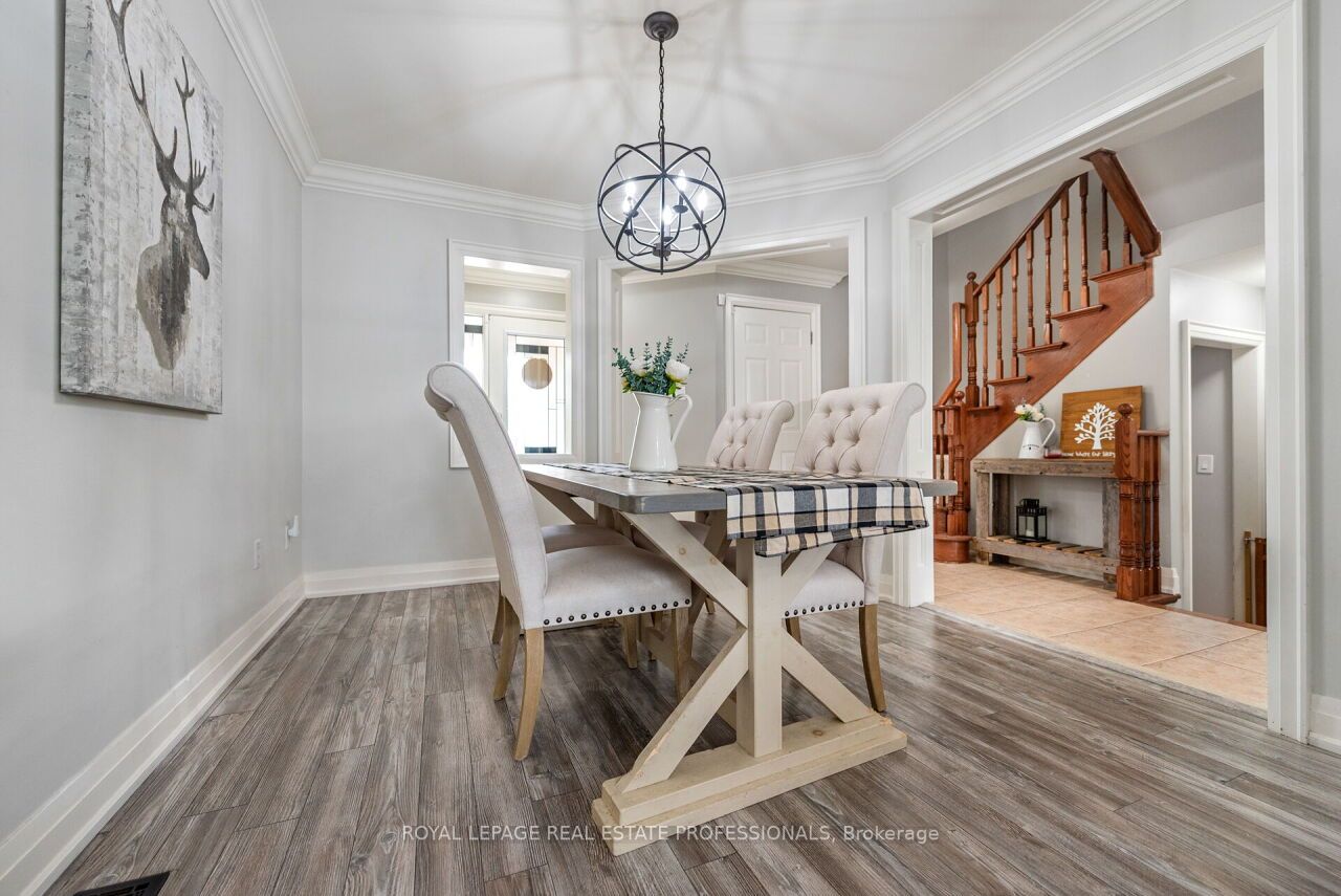 29 Woodcote Cres