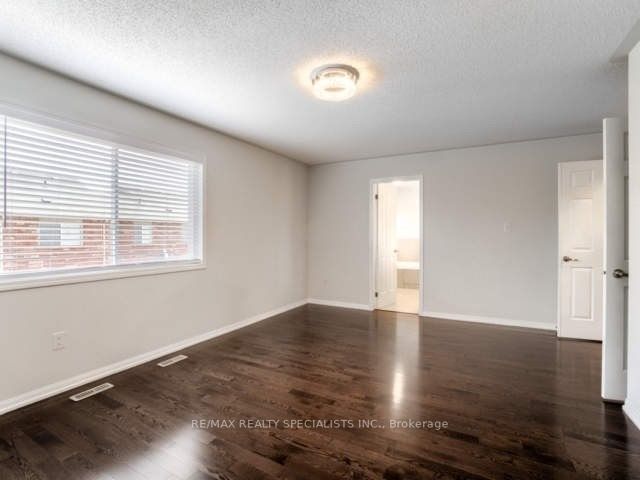 Listing W6675350 - Large Photo # 26