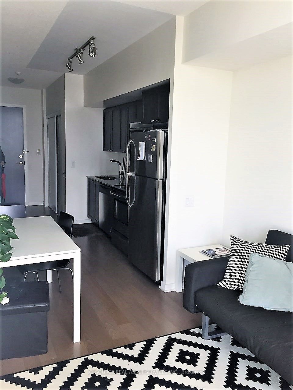 Listing W6676310 - Large Photo # 8