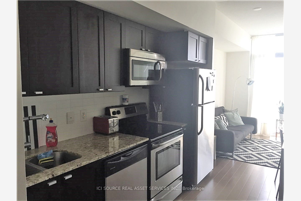 105 The Queensway, Toronto
