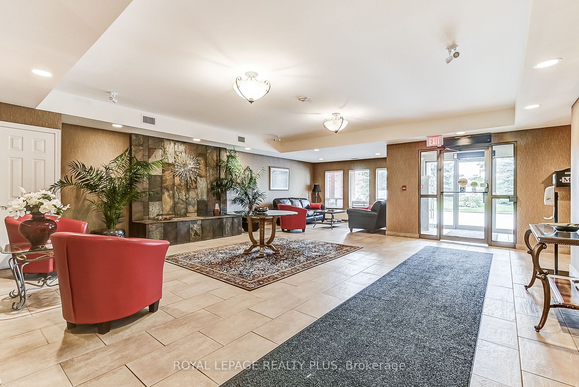 Listing W6676582 - Large Photo # 2