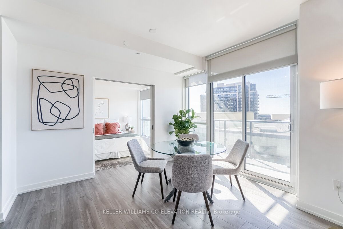 10 De Boers Dr, #601
