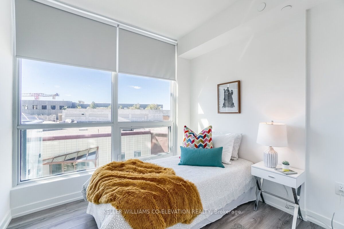 10 De Boers Dr, #601