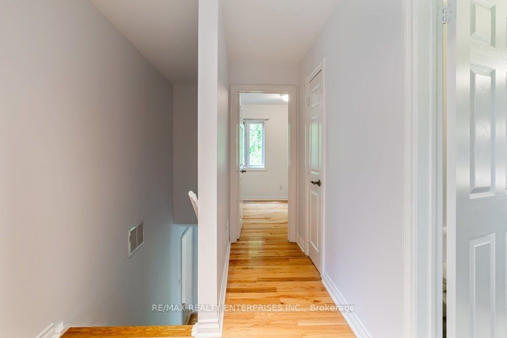 1361 Goldthorpe Rd