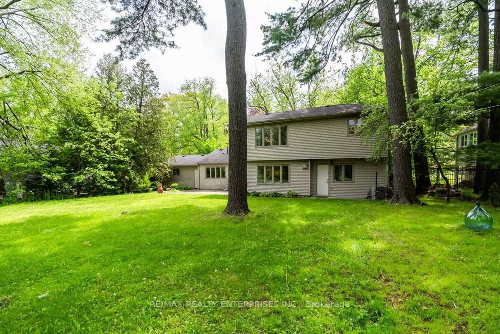 1361 Goldthorpe Rd
