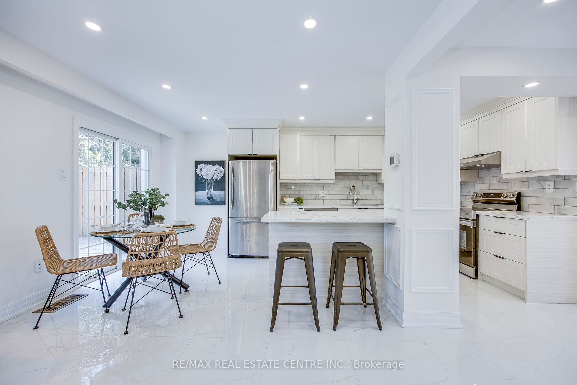 1176 Jamesway Blvd, #22