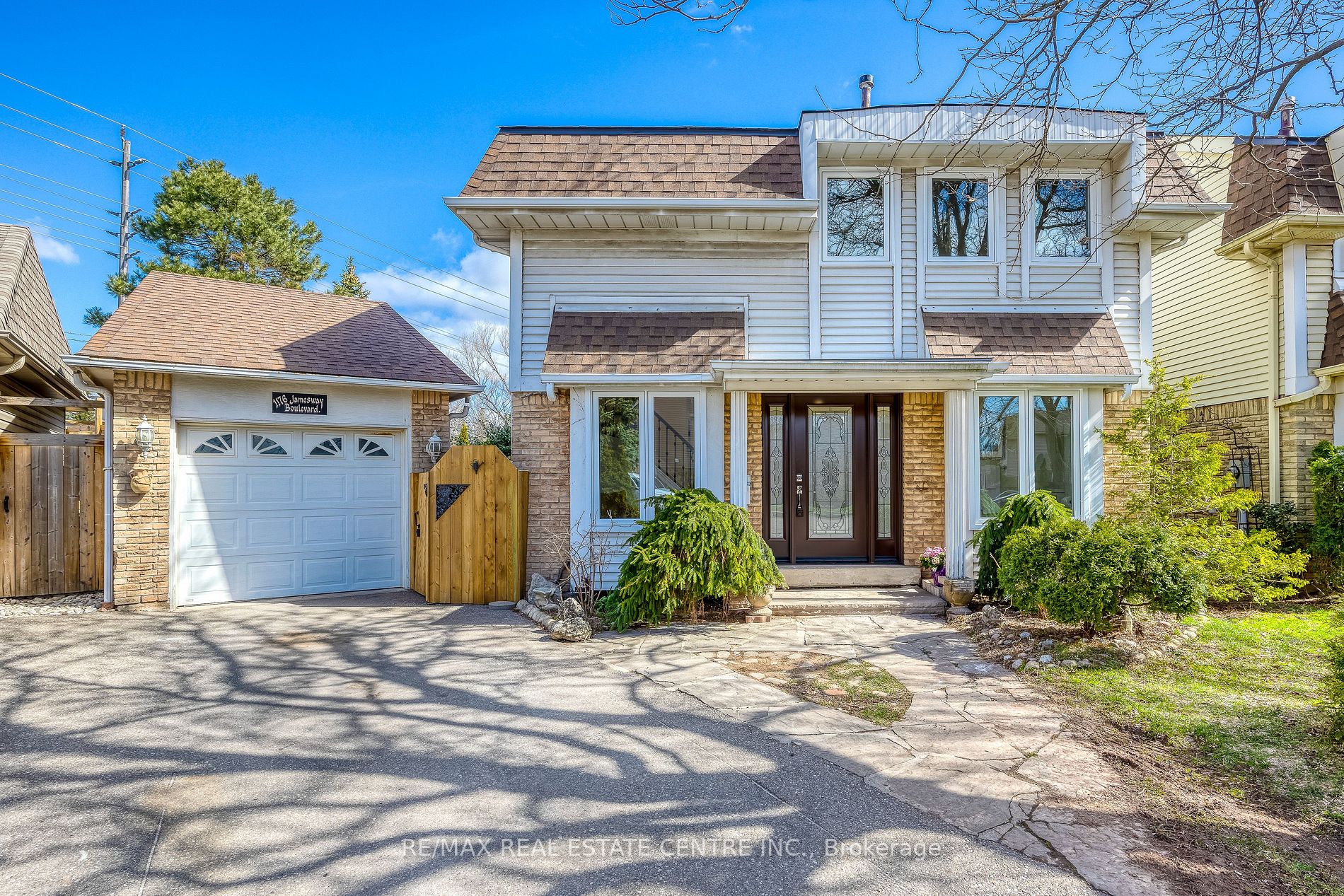 1176 Jamesway Blvd, #22