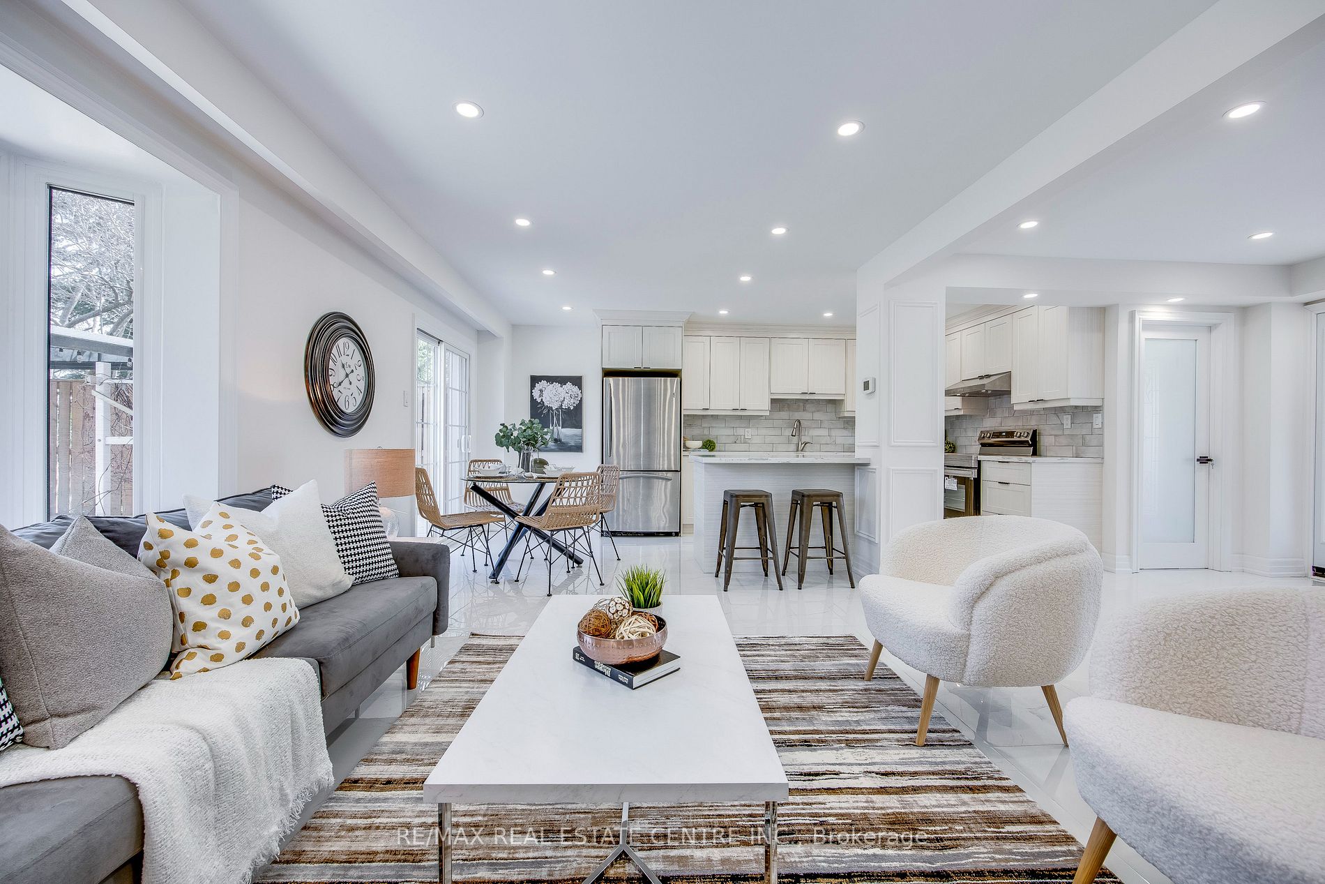 1176 Jamesway Blvd, #22