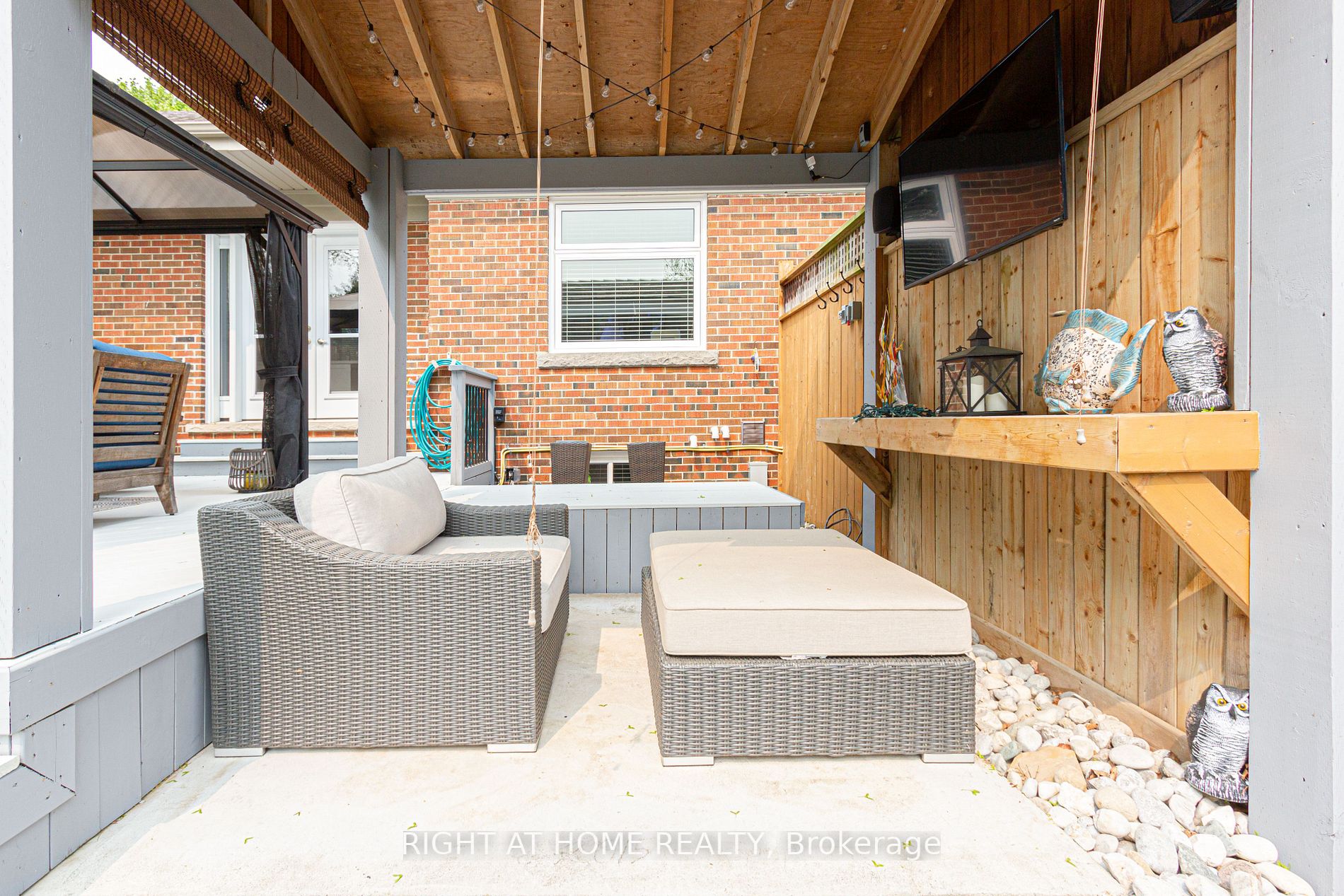 886 King Rd