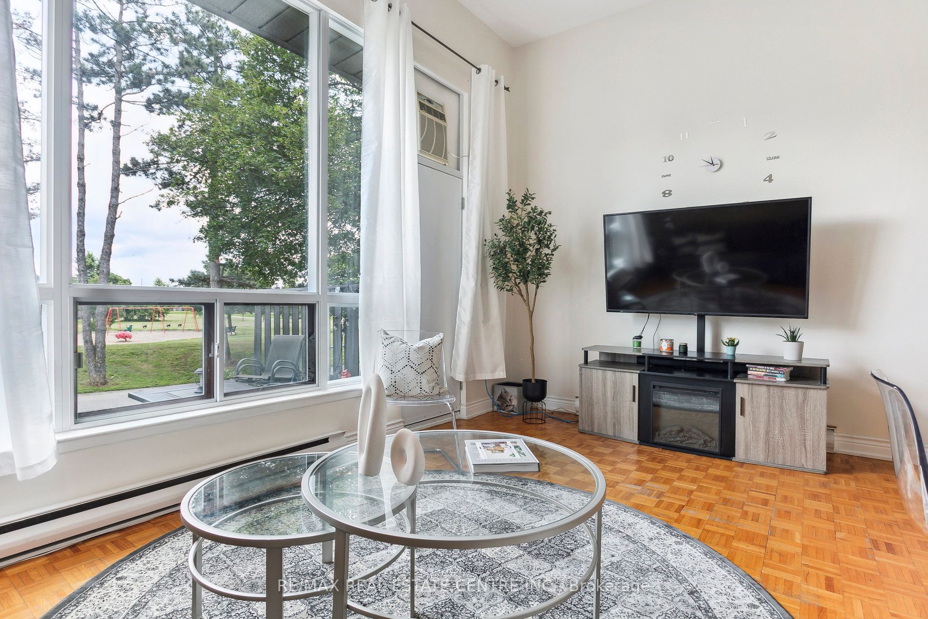 94 Darras Crt, #77