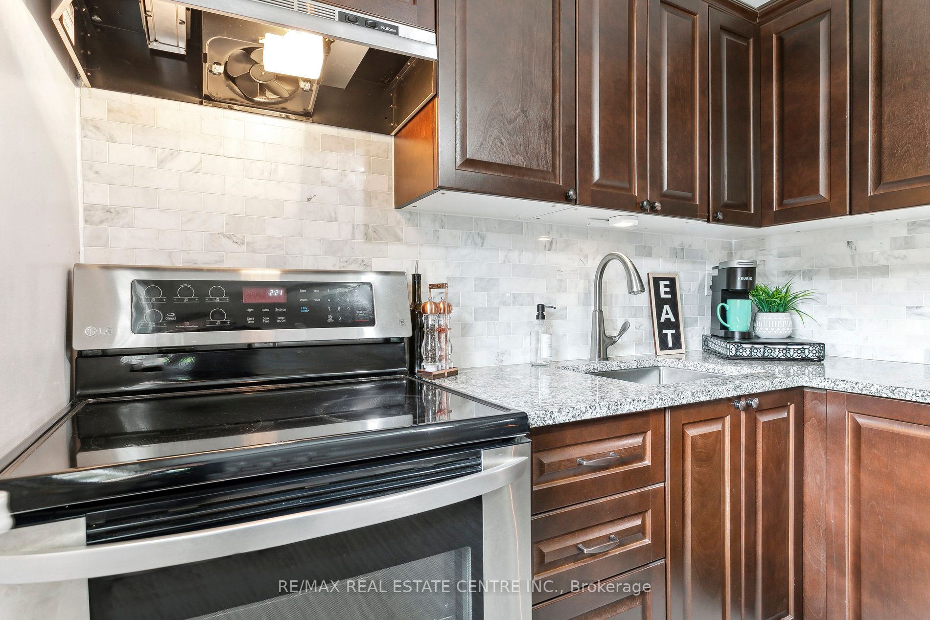 94 Darras Crt, #77