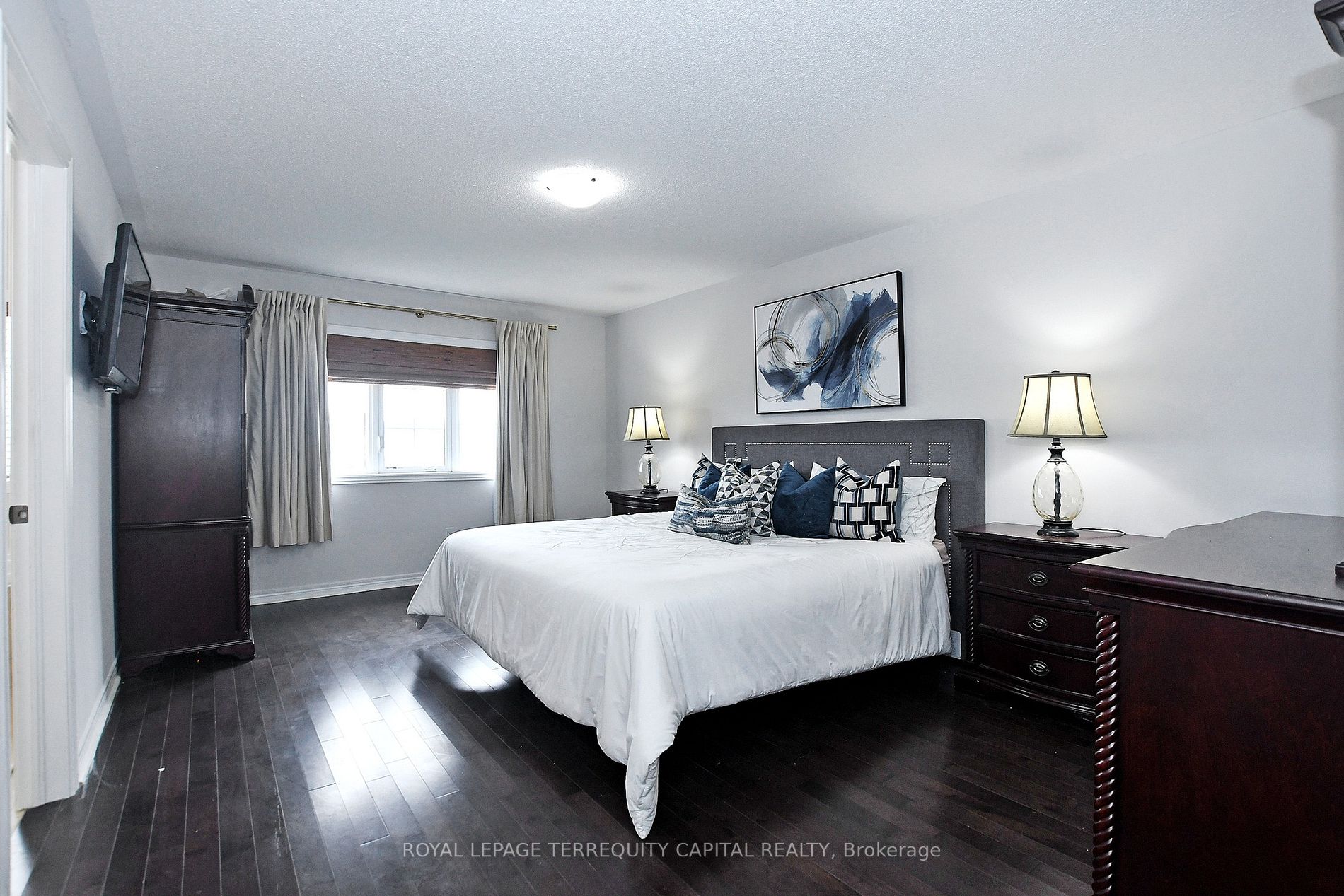 6 Coastline Drive