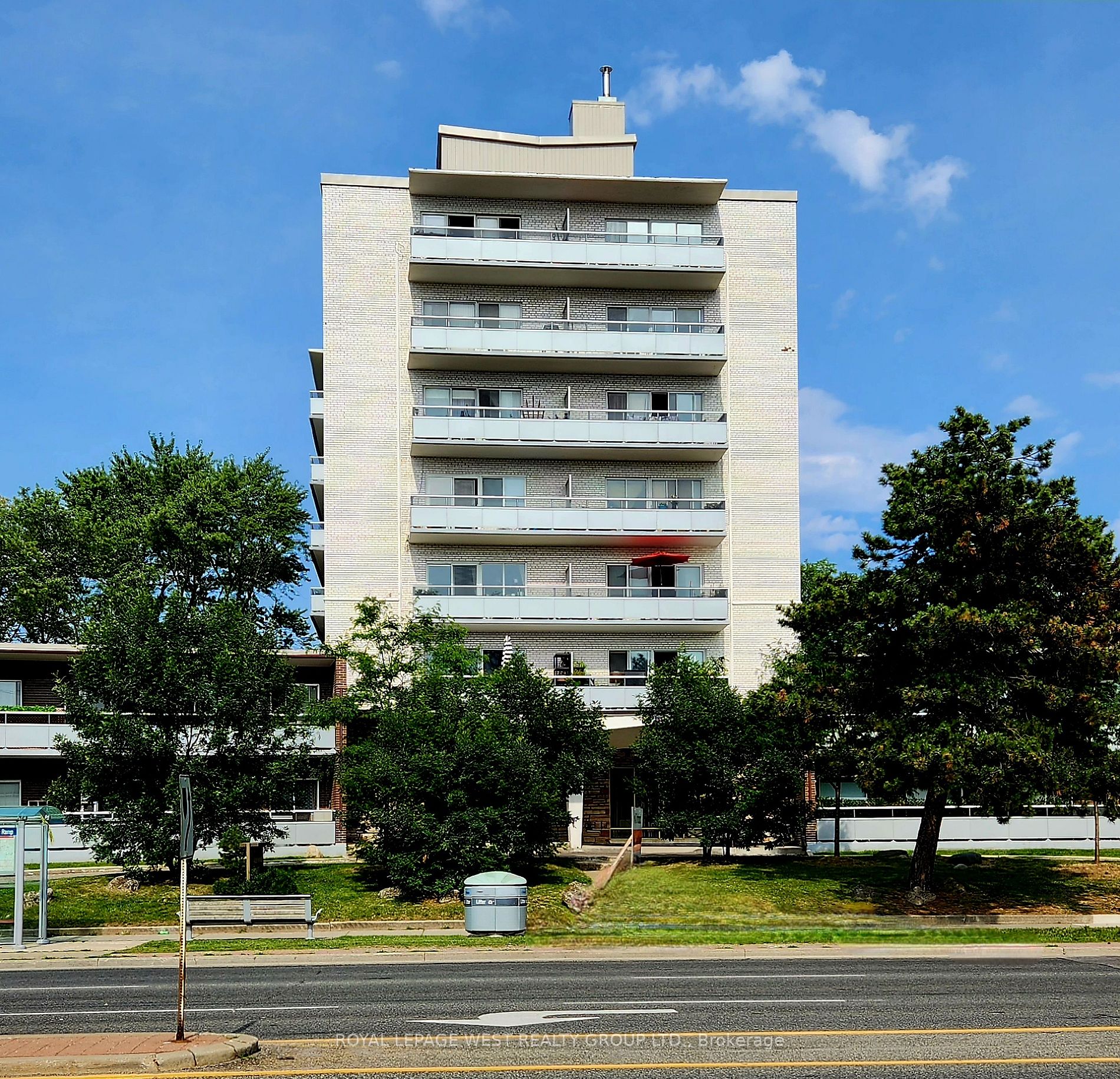 785 Browns Line, #604