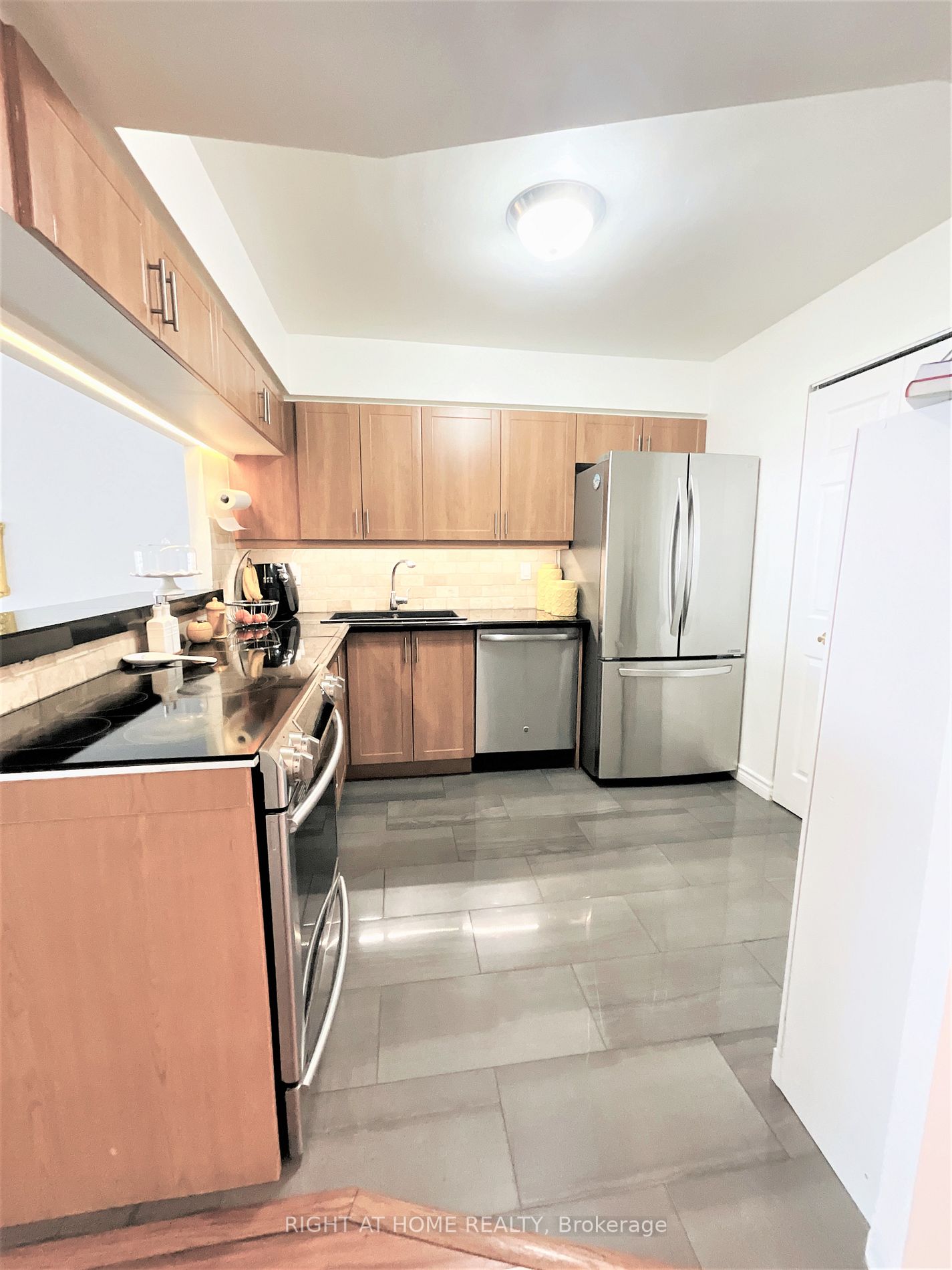 3605 Kariya Drive, #2007