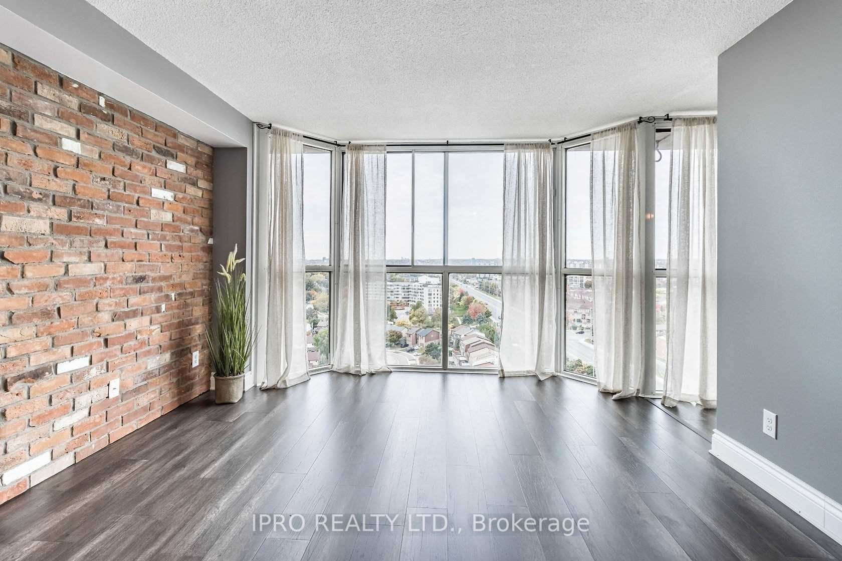 880 Dundas St W, #1609