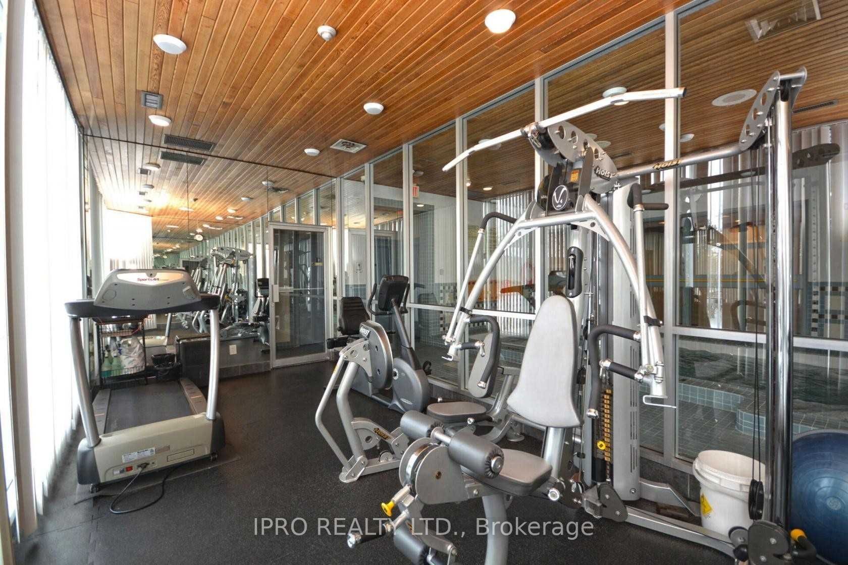 880 Dundas St W, #1609