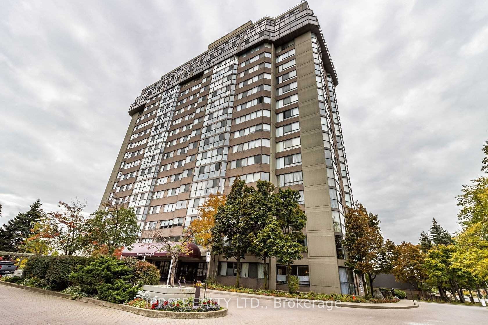880 Dundas St W, #1609