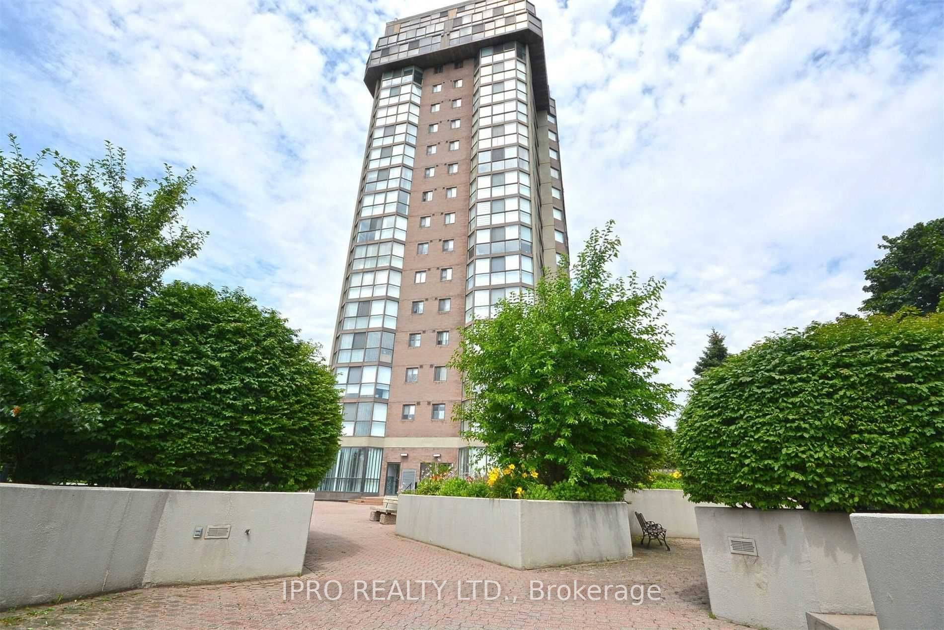880 Dundas St W, #1609