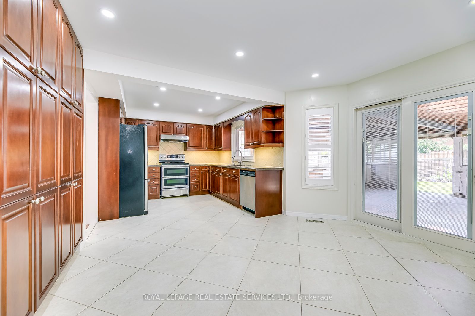 3498 Redmond Rd