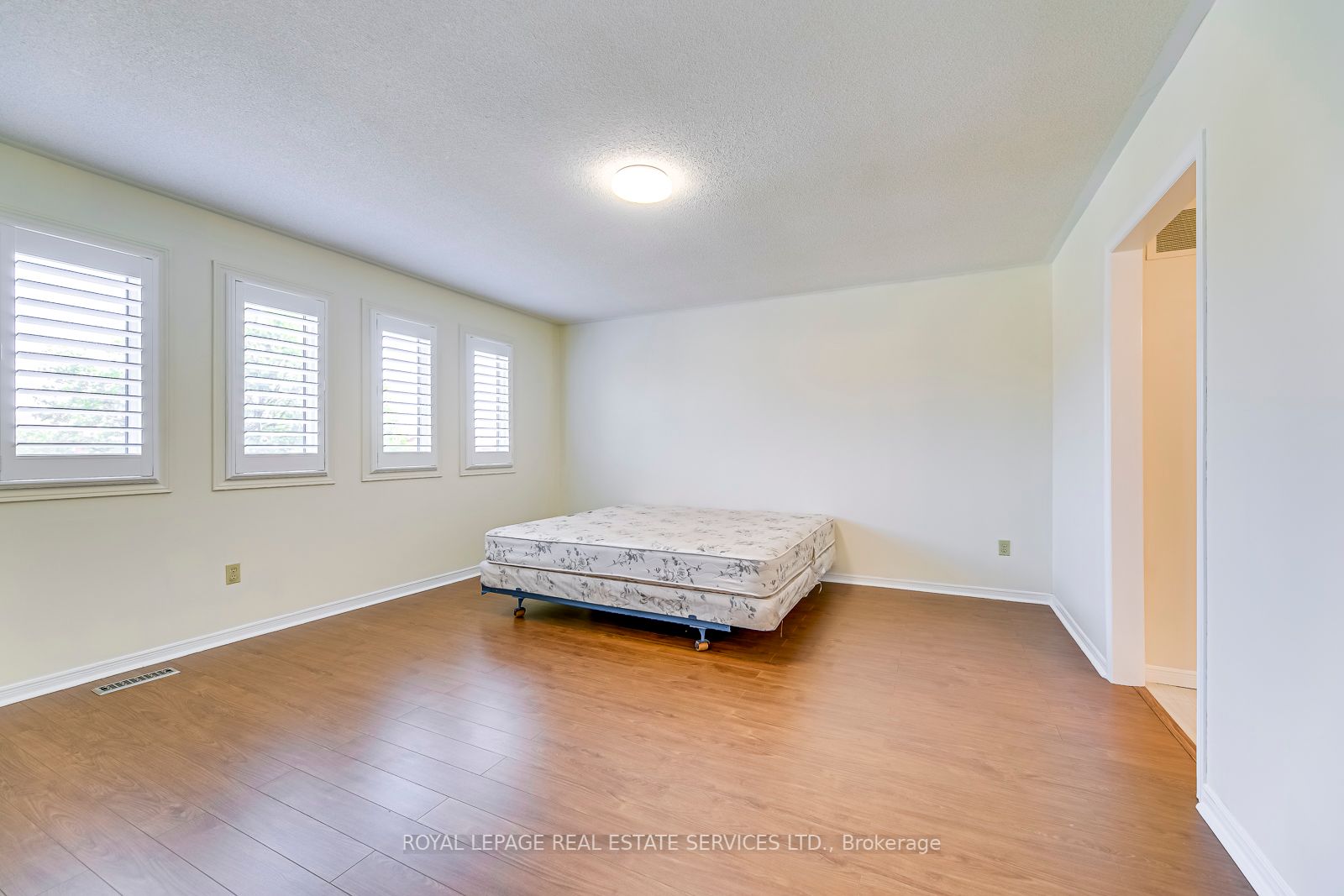 3498 Redmond Rd